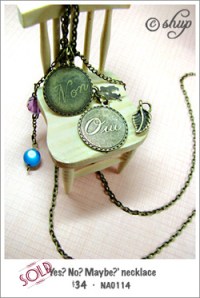 NA0114 - 'Yes? No? Maybe?' necklace