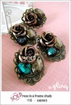 EA0063 – rose in a frame&nbsp;studs