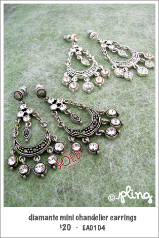 EA0104 - diamante mini chandelier earrings