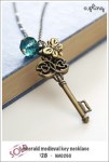 NA0260 – emerald medieval key&nbsp;necklace